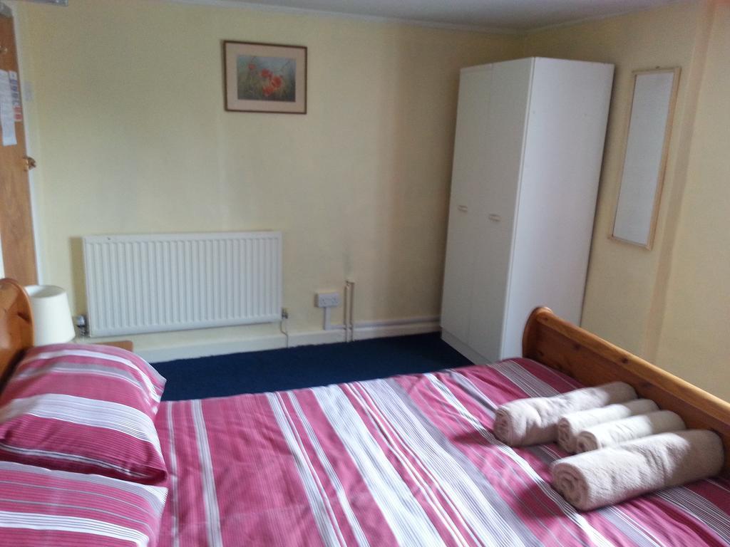 Ostler Inn Uffculme Номер фото